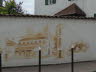 2017-05-18 Kirche von nebenan auf der Hauswand